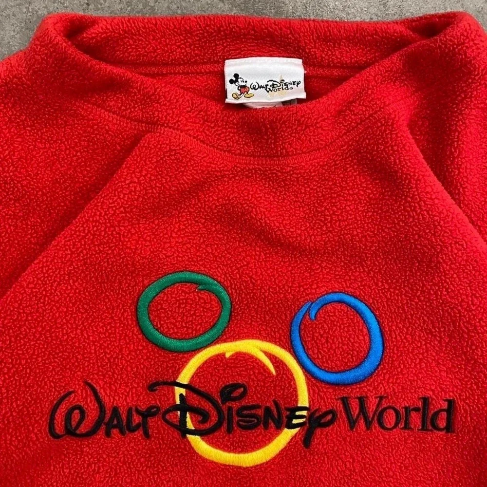 Vintage 90s Walt Disney World Red Fleece Crewneck Sweatshirt Size L